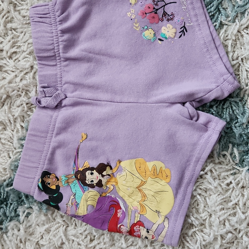 Bundle Lot Of Disney Shorts GUC - Picture 2 of 7